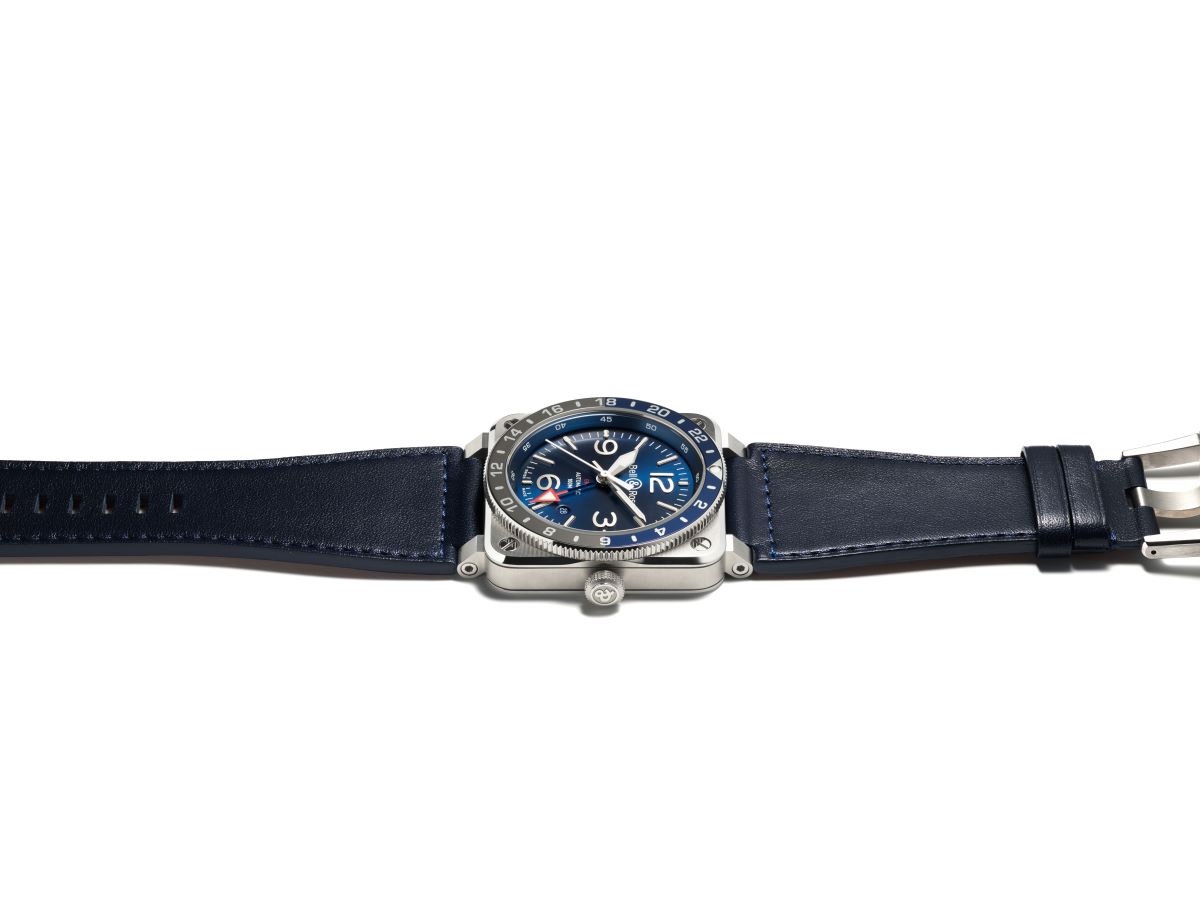 BR 03-93 GMT BLUE Bell and Roses