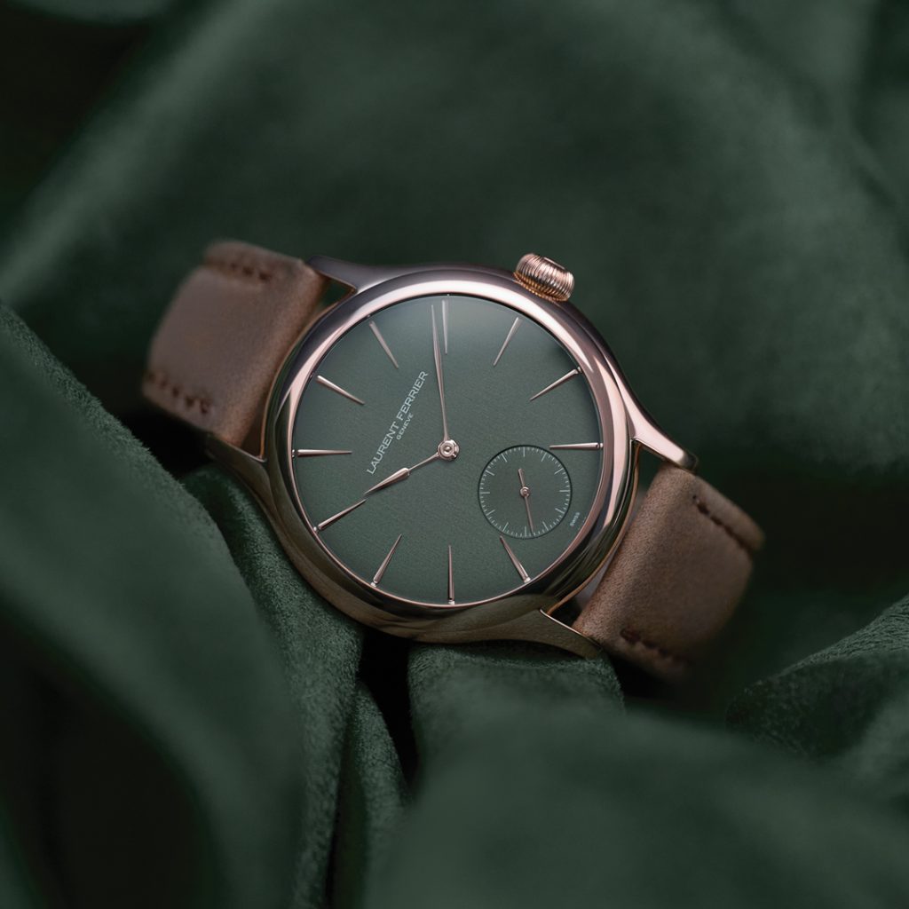 Laurent-Ferrier_Classic-Micro-Rotor-Evergreen_RedGold-Watch_LCF004.R5.VR1_Front-Social-Square1